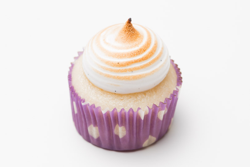 meringue mini cupcake