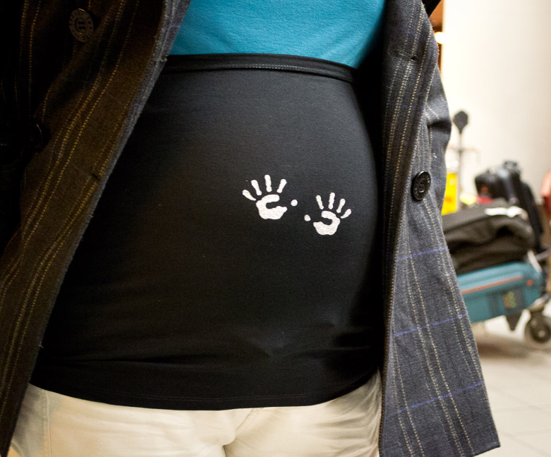 pregnant belly wrap