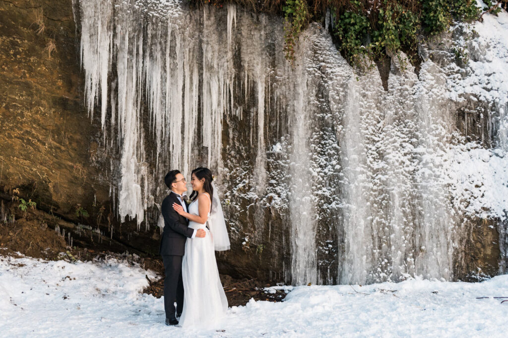elopement in the snow